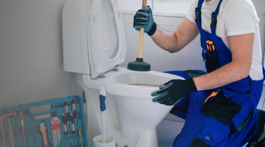 Expert burst pipe repair services in Lake Fork, IL